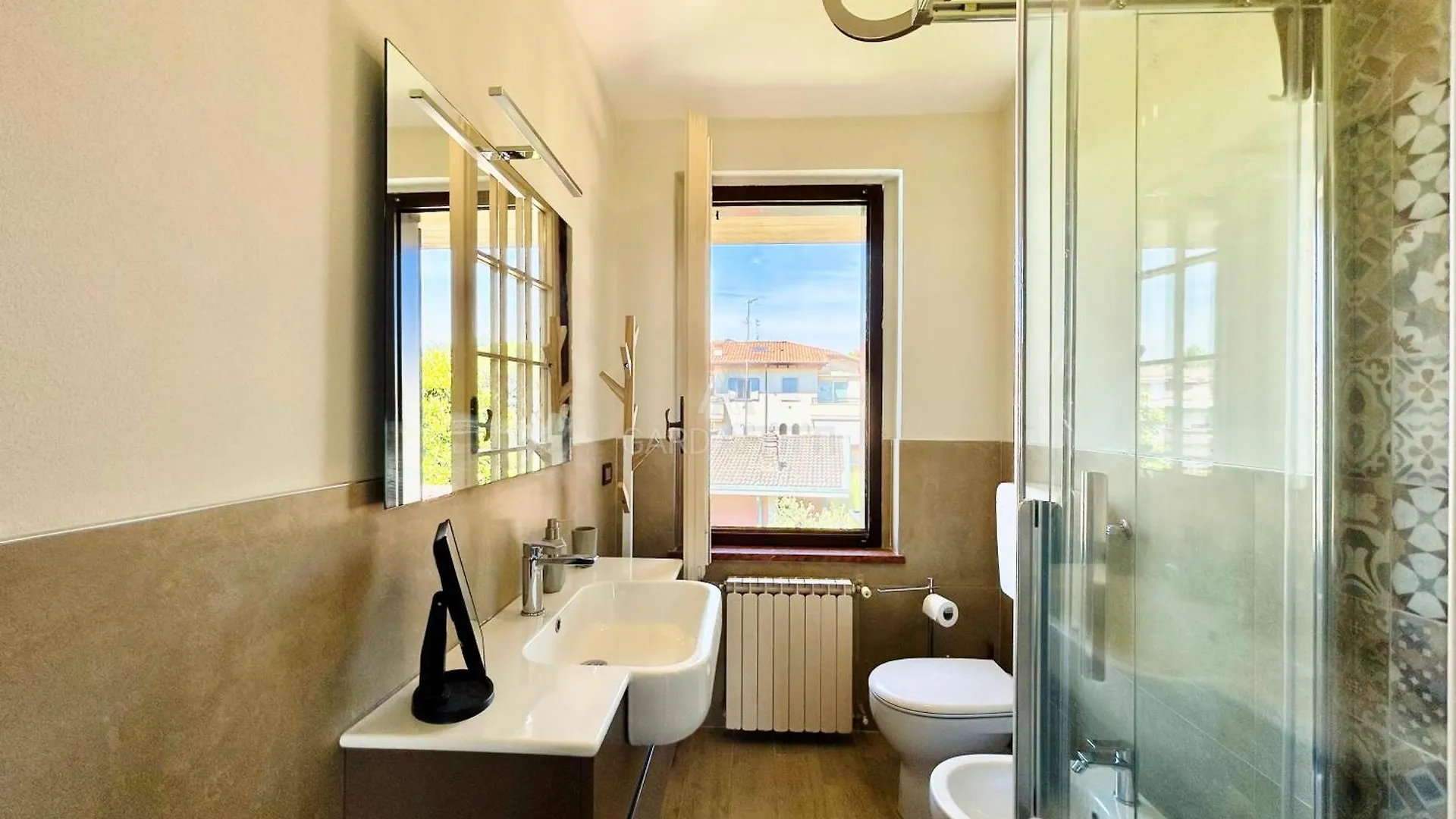 Parigi Apartment - 200M Dal Lago Con Vista Piscina Sirmione 0*,